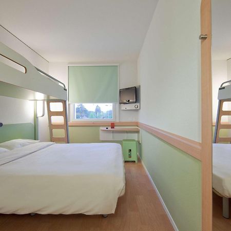 Ibis Budget Geneve Petit-Lancy Bagian luar foto