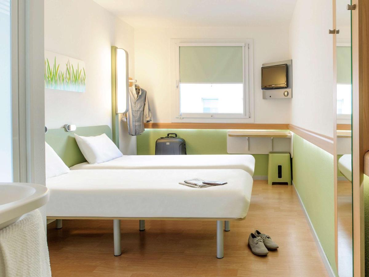 Ibis Budget Geneve Petit-Lancy Bagian luar foto