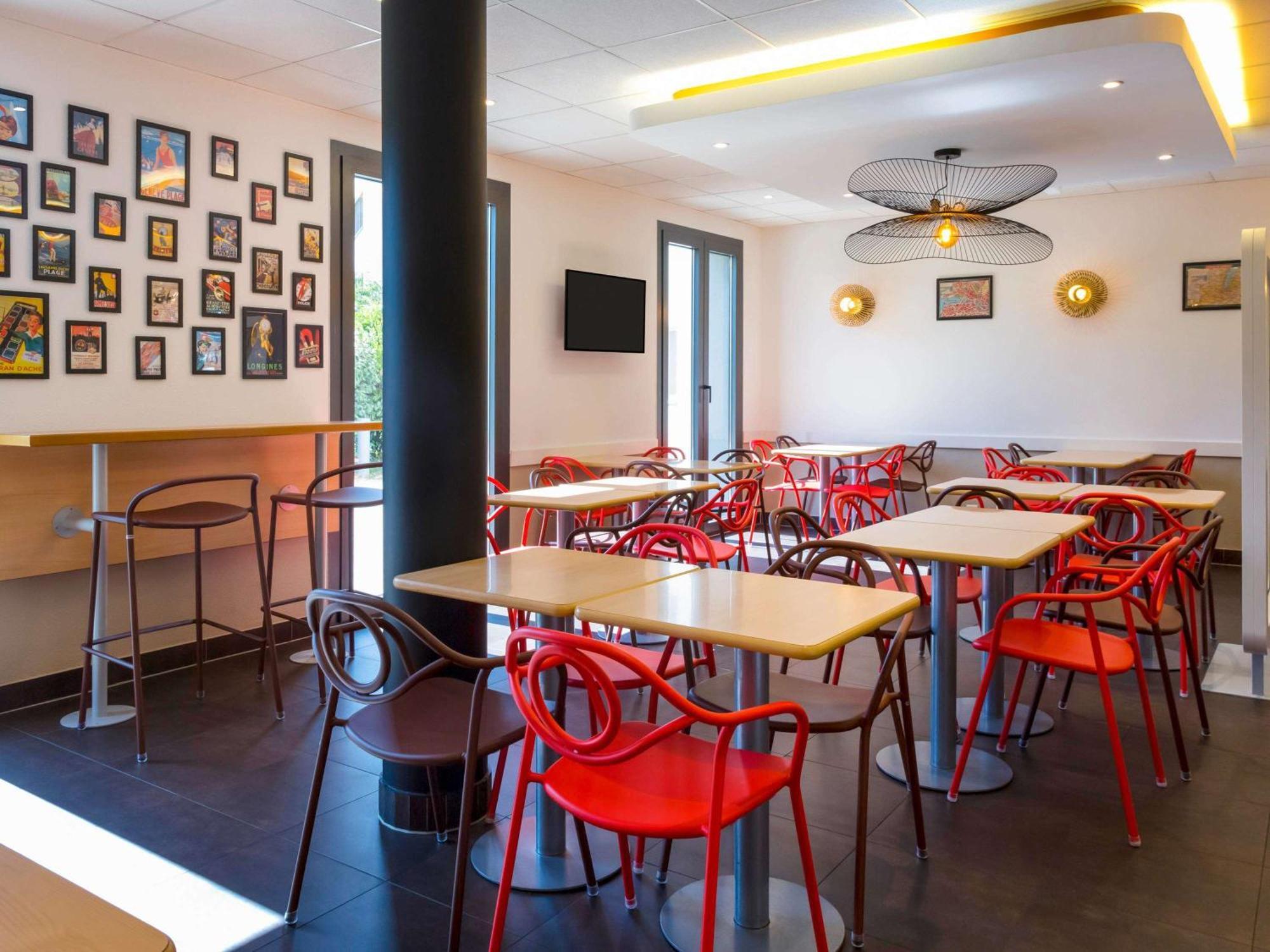 Ibis Budget Geneve Petit-Lancy Bagian luar foto