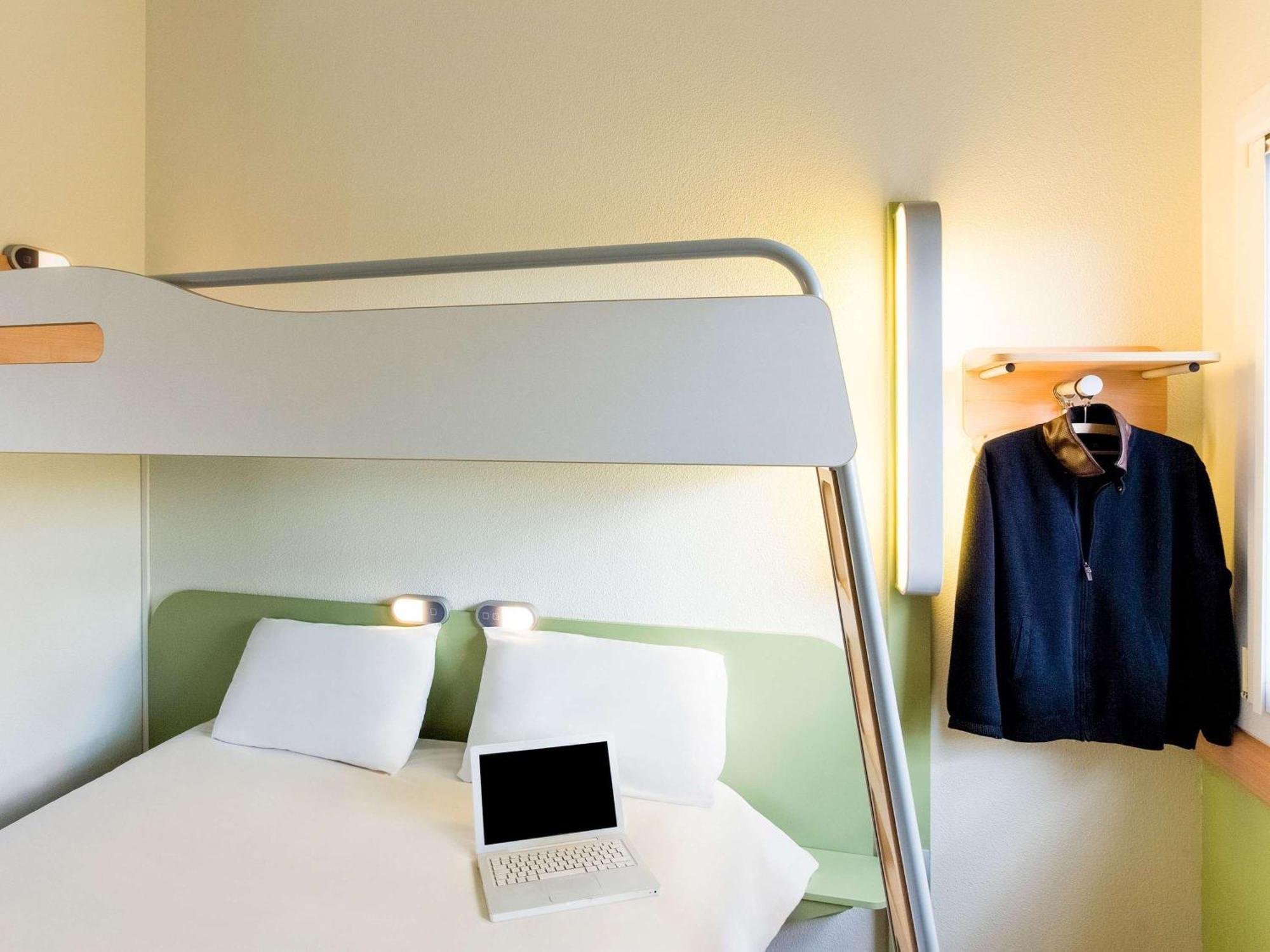 Ibis Budget Geneve Petit-Lancy Bagian luar foto