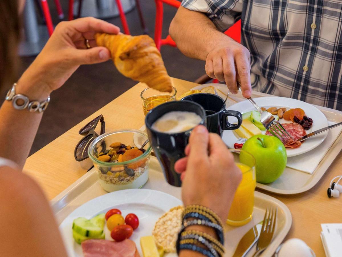Ibis Budget Geneve Petit-Lancy Bagian luar foto